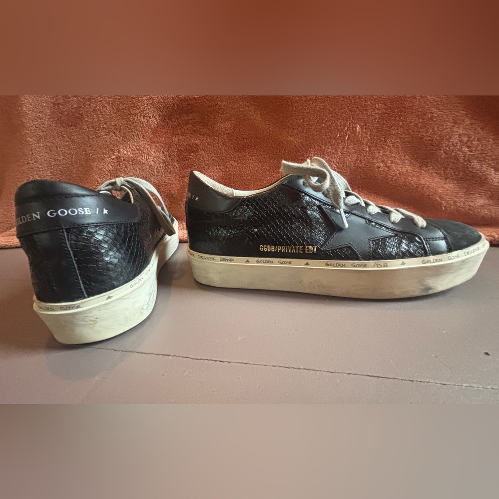 Golden Goose Black and White Sneakers - Picture 9 of 15